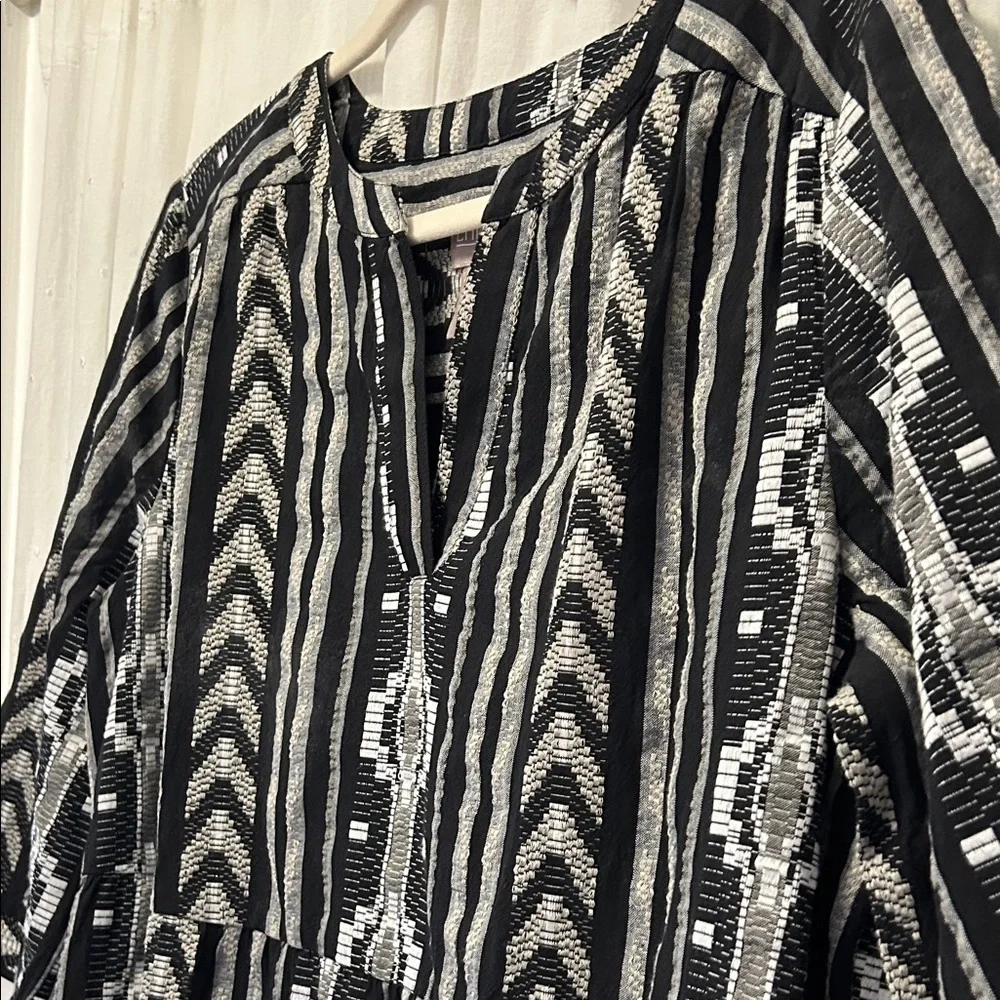 Chico's Dress Women’s L Black/White Aztec 3/4 Sleeve Tiered - Picture 5 of 16